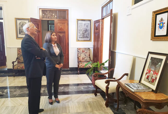 embajadora-iris-acuna-republica-dominicana-nuncio-ghaleb-bader